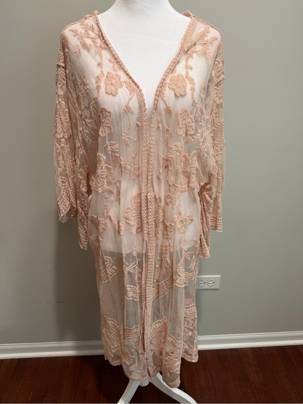 POL Sheer Embroidered Kimono Robe - Blush Pink